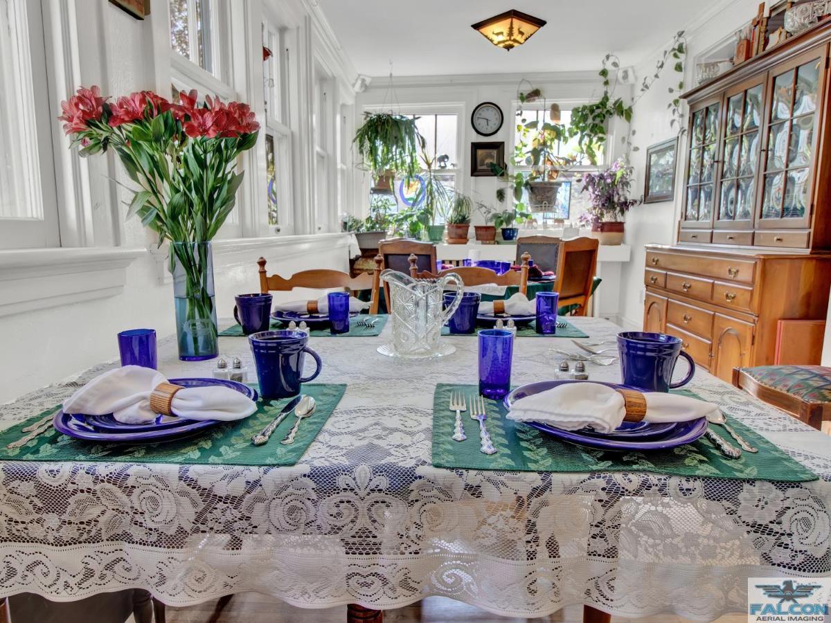 קודי Robins Nest Bed & Breakfast מראה חיצוני תמונה