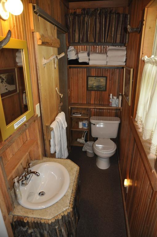 קודי Robins Nest Bed & Breakfast מראה חיצוני תמונה